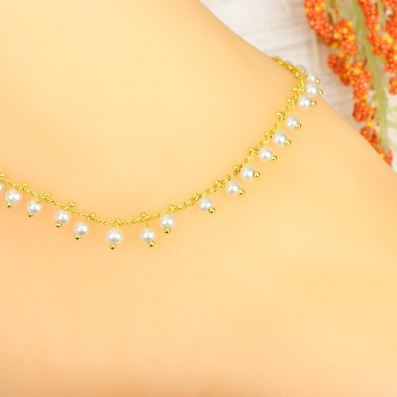 "Handmade Anklet – Elegant & Delicate Jewelry for Women | UNVRC1718 - Picture 1 of 10